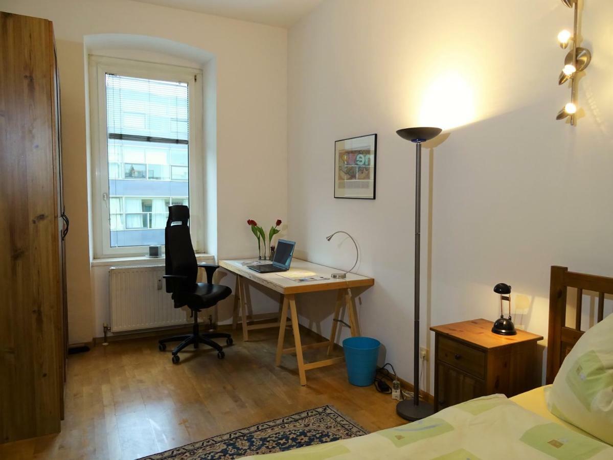Charming, Central, Spacious Apartment Innsbruck Buitenkant foto