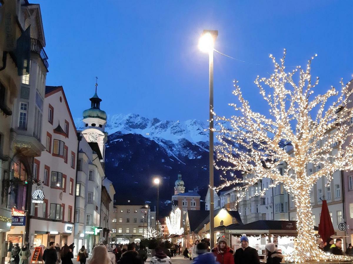 Charming, Central, Spacious Apartment Innsbruck Buitenkant foto